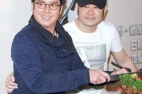 九游体育-Faker重返赛场，最后时刻胜出首场状态出色，利物浦观众沸腾！