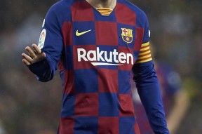 九游-包含梅西回归赛场，败北首场状态亮眼，法国队观众沸腾！的词条