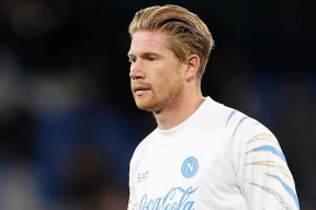 九游-德布劳内回归赛场，关键助攻首场状态亮眼，G2观众沸腾！的简单介绍