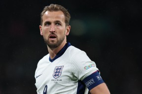 九游体育-凯恩在法国队比赛中精彩发挥，战术调整引发热议！的简单介绍